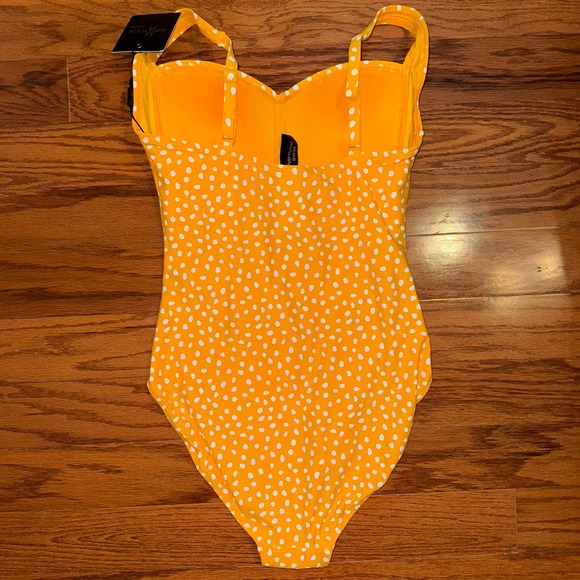 SOLD 💕NWT Niptuck Swim Yellow Polka Dot Slimming Joanne One Piece Swimsuit - Picture 12 of 15